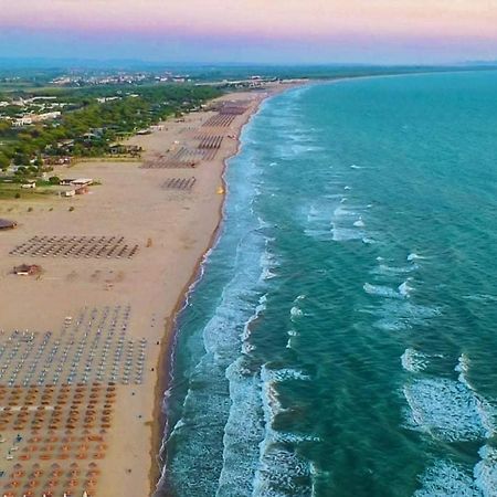 Mediterranean Sea Apartment City Center Дуррес Экстерьер фото