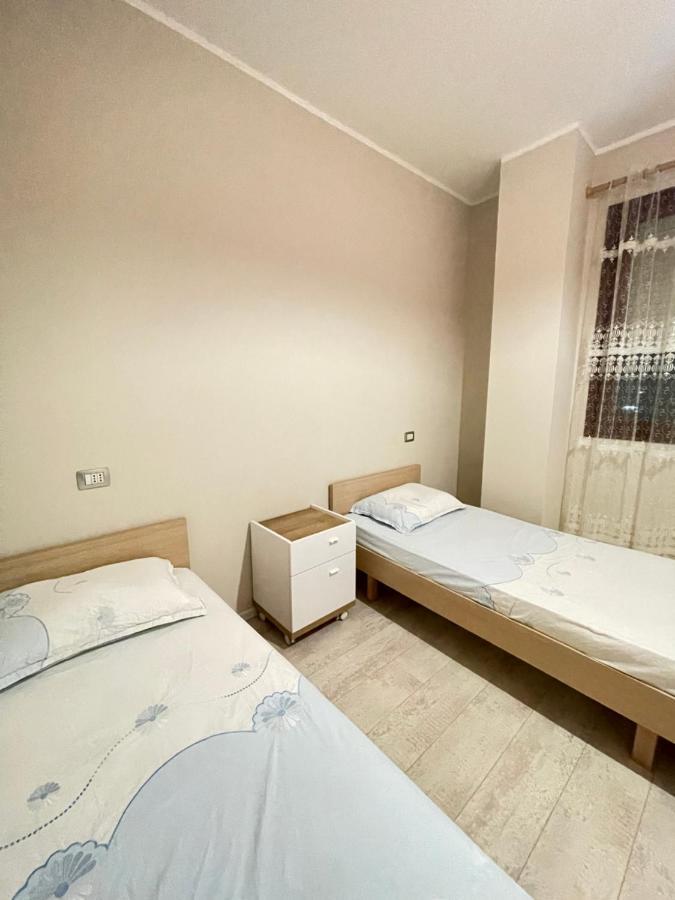 Mediterranean Sea Apartment City Center Дуррес Экстерьер фото
